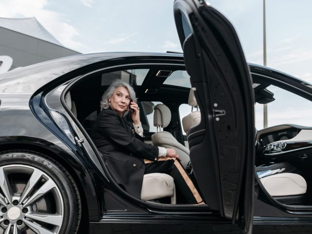 Hourly Limo Service In Calgary